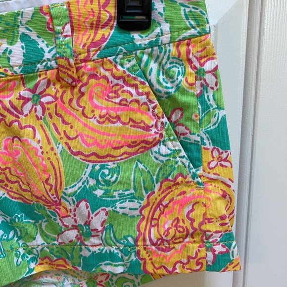 Lilly Pulitzer Walsh Shorts - Picture 6 of 7